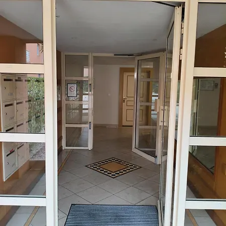 Cocon Douillet Pres De L'etang Apartment Meze