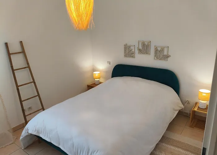 Cocon Douillet Pres De L'etang * Mèze