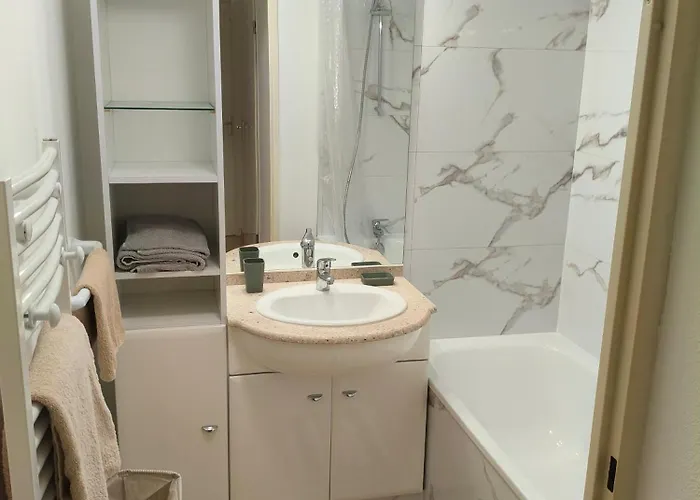 Cocon Douillet Pres De L'etang Апартаменты Мезе